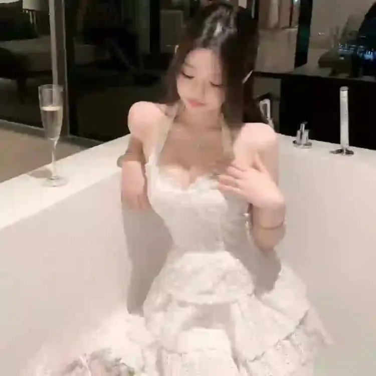宫崎骏经典动画《千与千寻》国/日双语高清：无论看多少遍都会感动的治愈神作