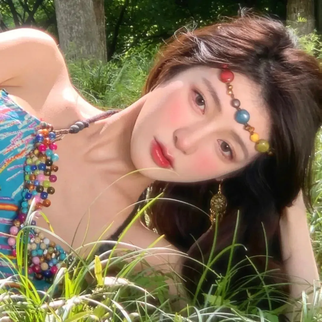 娱乐圈高甜喜剧《触及真心》1080P在线：过气女星给冷面律师当秘书，鬼怪CP再续前缘